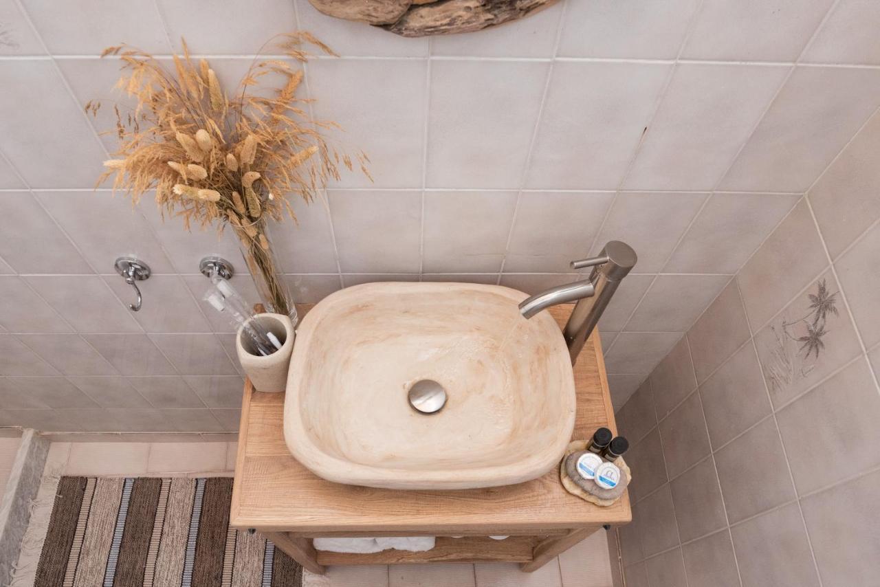 Kanelis Milos Sea Suite Agia Irini  외부 사진